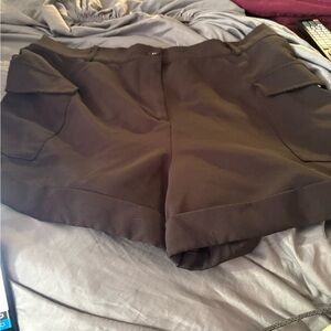 Stylish Women's Black Cargo Shorts